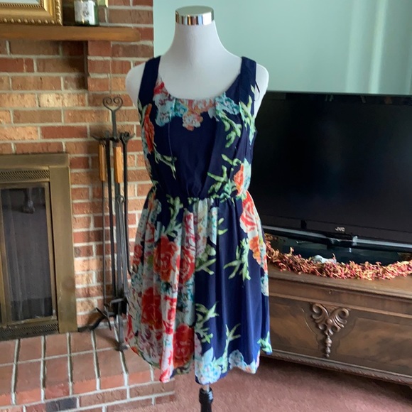 The Style dress summer sleeveless size small - Picture 1 of 3